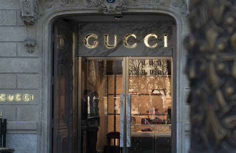 gucci mercati|gucci marketing history.